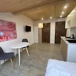у львові на вулиці лесі українки 19 Apartamento *