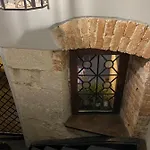 у львові на вулиці лесі українки 19 *