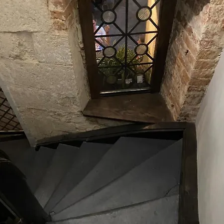 Apartament у львові на вулиці лесі українки 19 Lwów