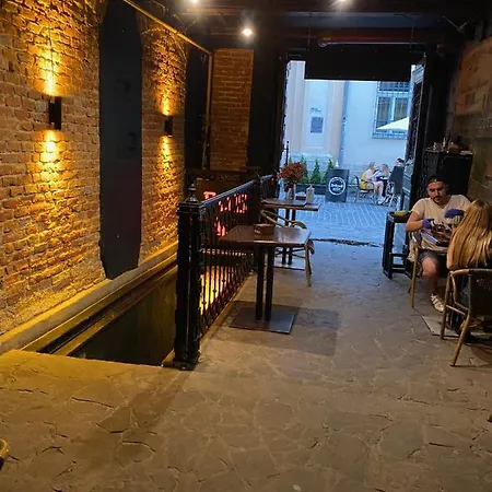 у львові на вулиці лесі українки 19 Apartament Lwów