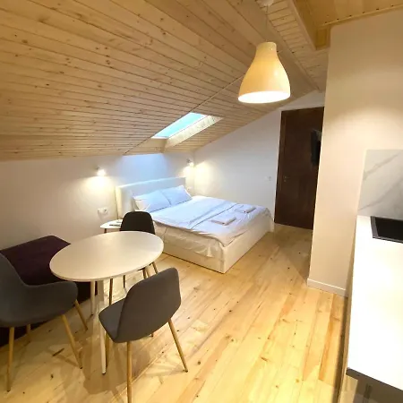 у львові на вулиці лесі українки 19