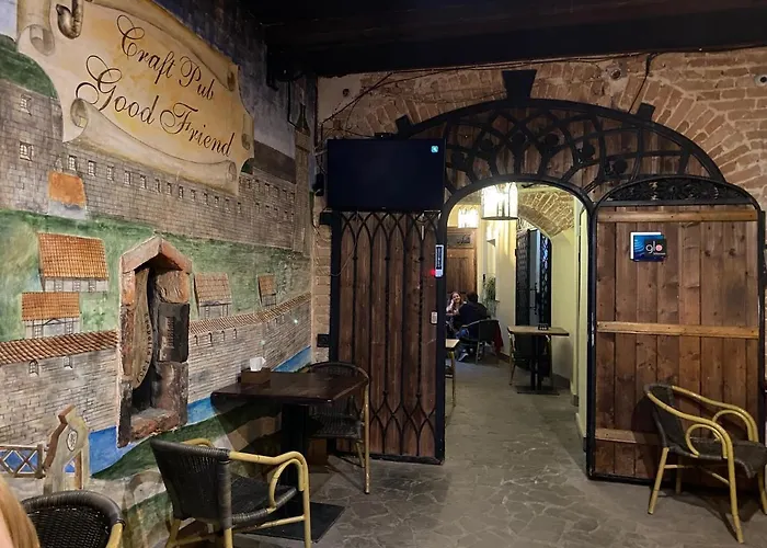 у львові на вулиці лесі українки 19 *