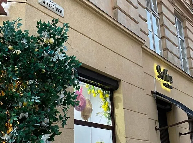 Apartamento у львові на вулиці лесі українки 19 *